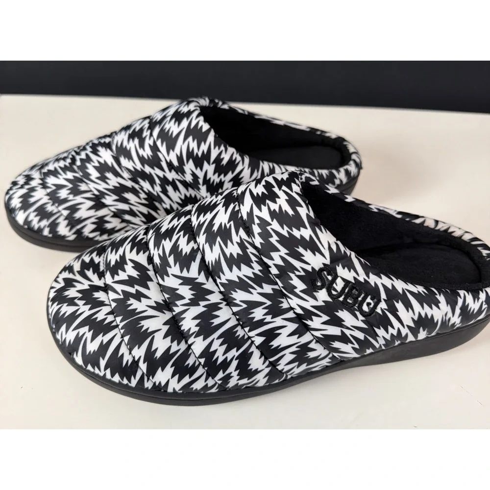 SUBU x Eley Kishimoto Flash Winter Slippers Black White Lightning Puffer Sz 1(9)